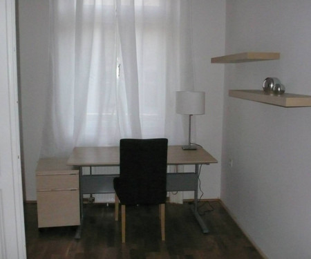 Vörösmarty utca, district 6, Bright 3 bedroom flat