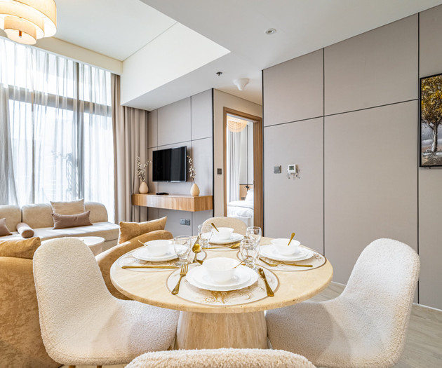 Modern 1BR in Azizi Riviera