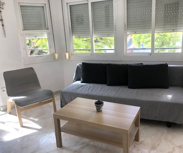 Renovated apartment, 12 minutes from the beach