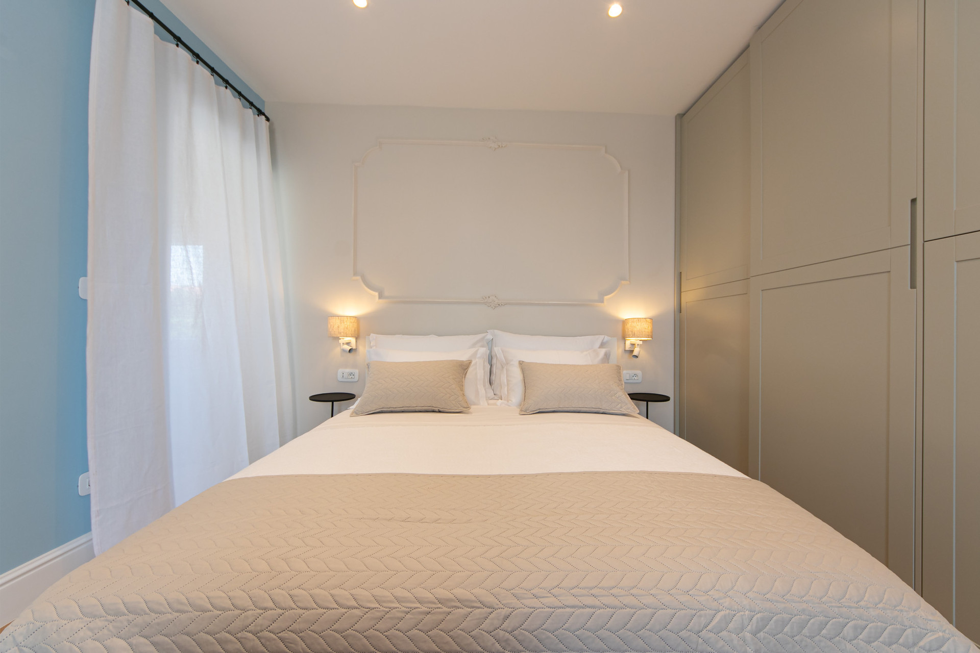 Double bed and big closet