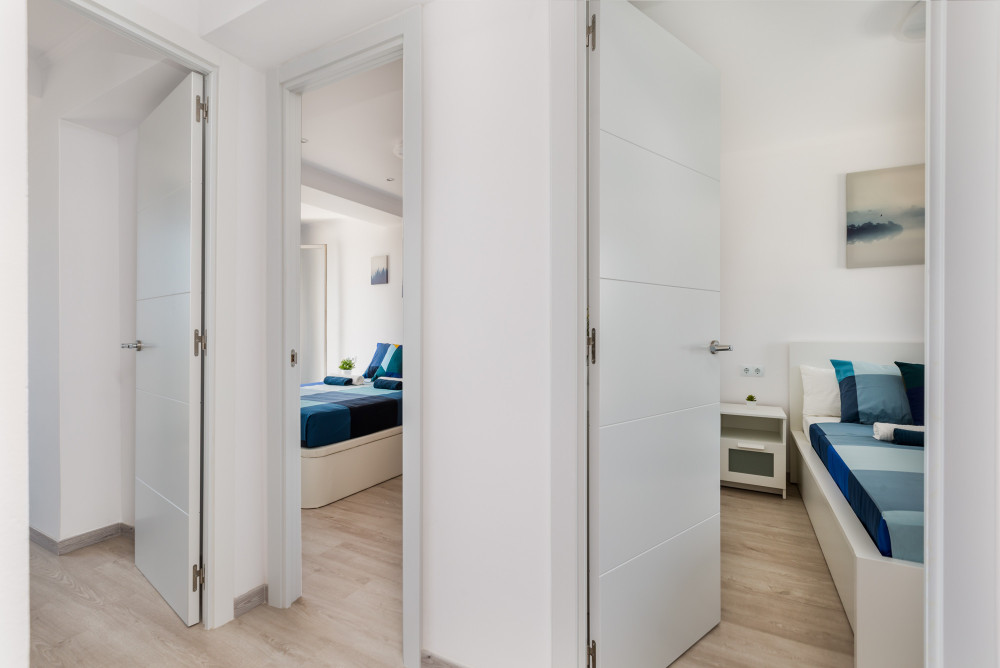APARTMENT on the FIRST LINE from BEACH