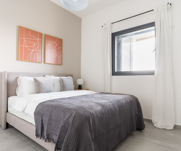Blueground | Tzameret, Spacious, Balcony - 65