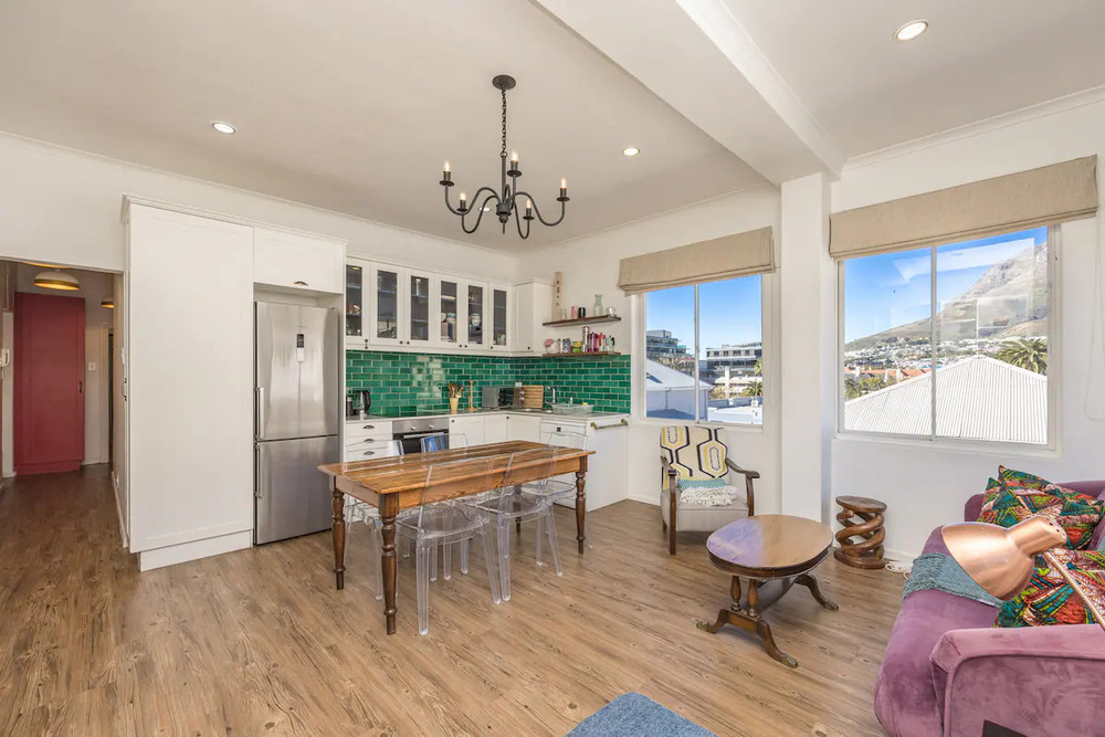 Mountain Views on Kloof Street - 2bedroom preview
