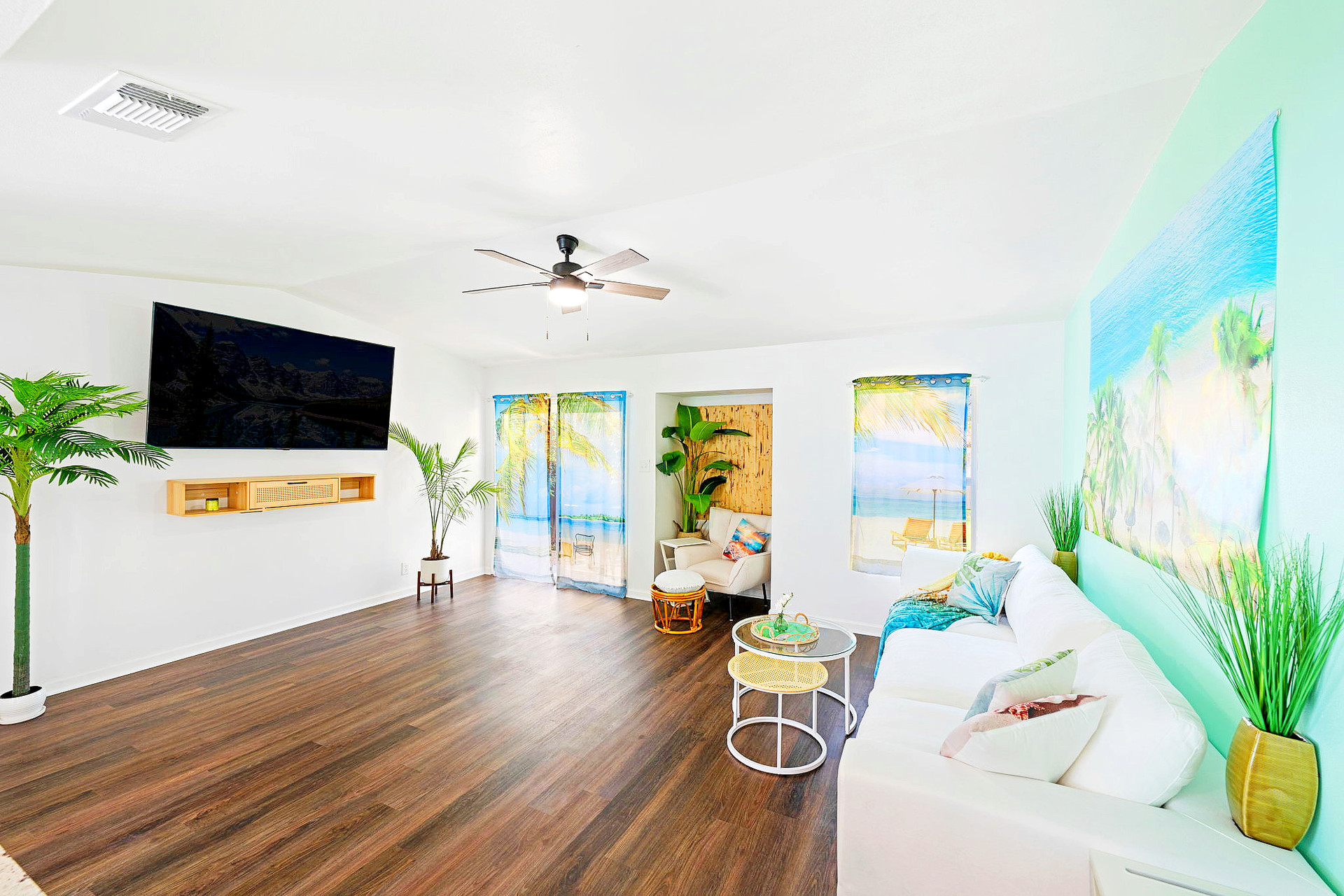 Living Room w/Large Smart TV & Plush Sofa