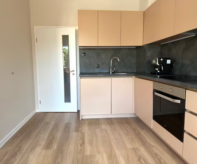 Top Centre Zara Apartment for 6 Guests