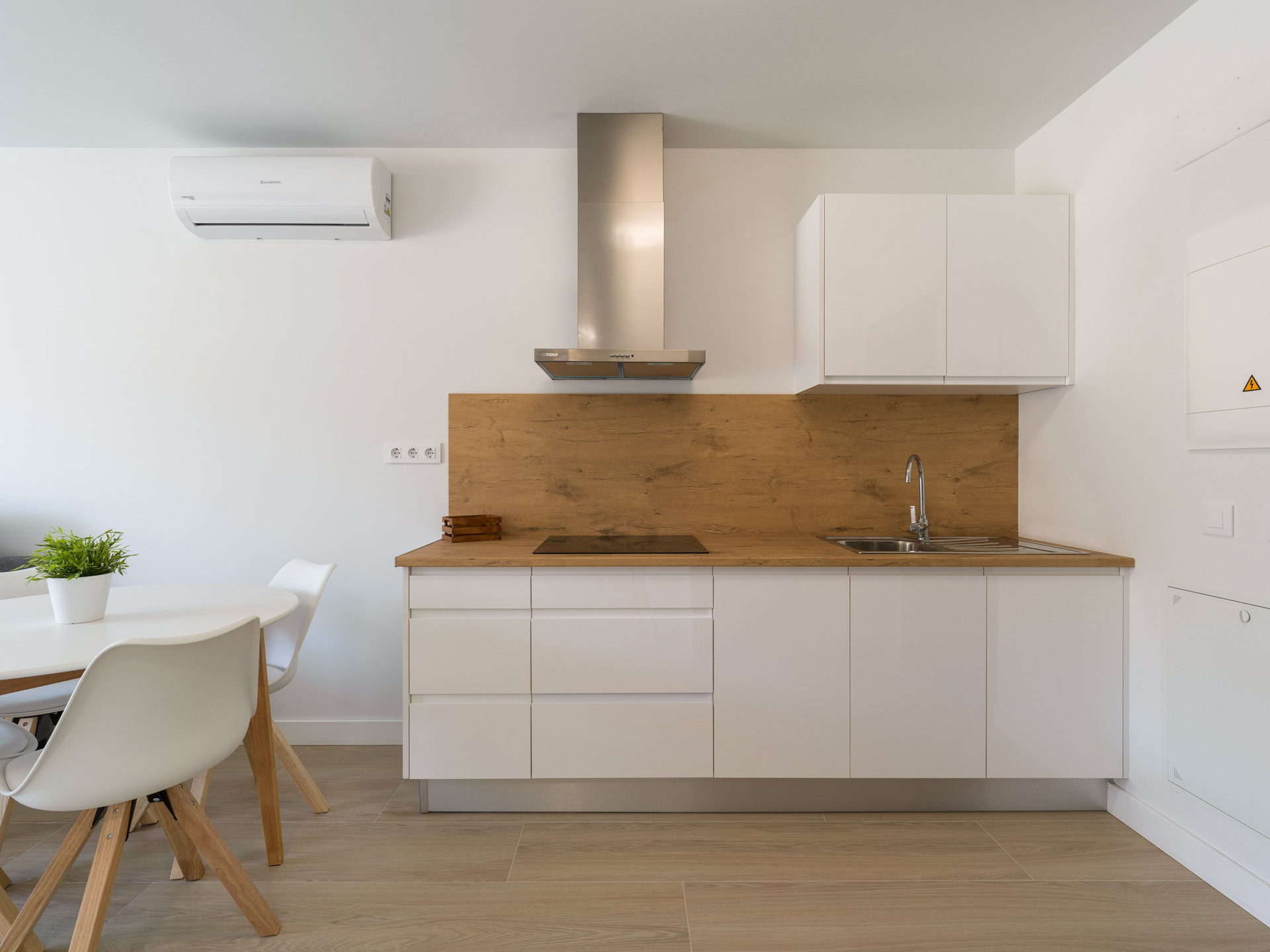 Kitchen with dining table view
