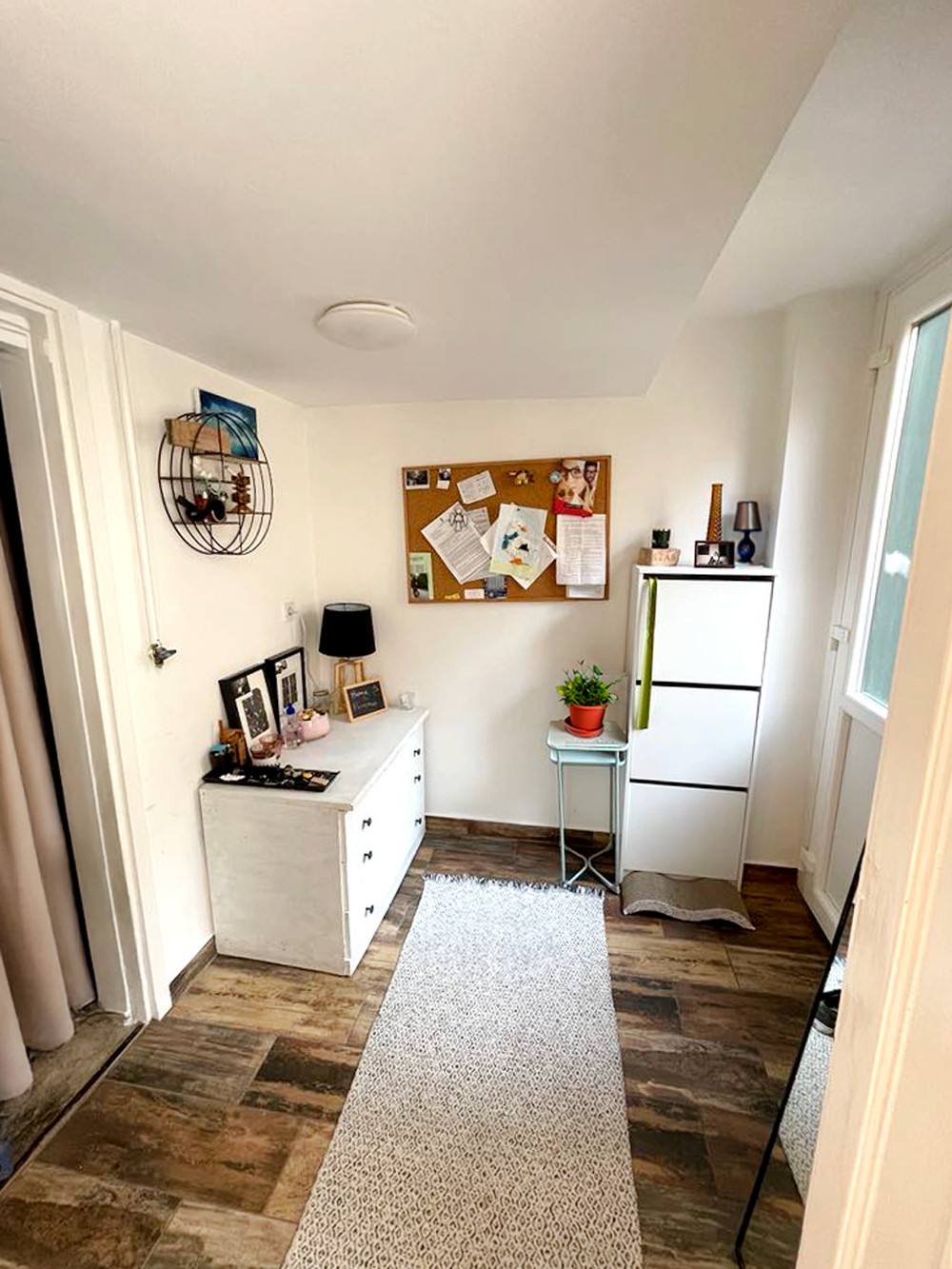 1 Bedroom Bright Cozy Apartment in Downtown preview