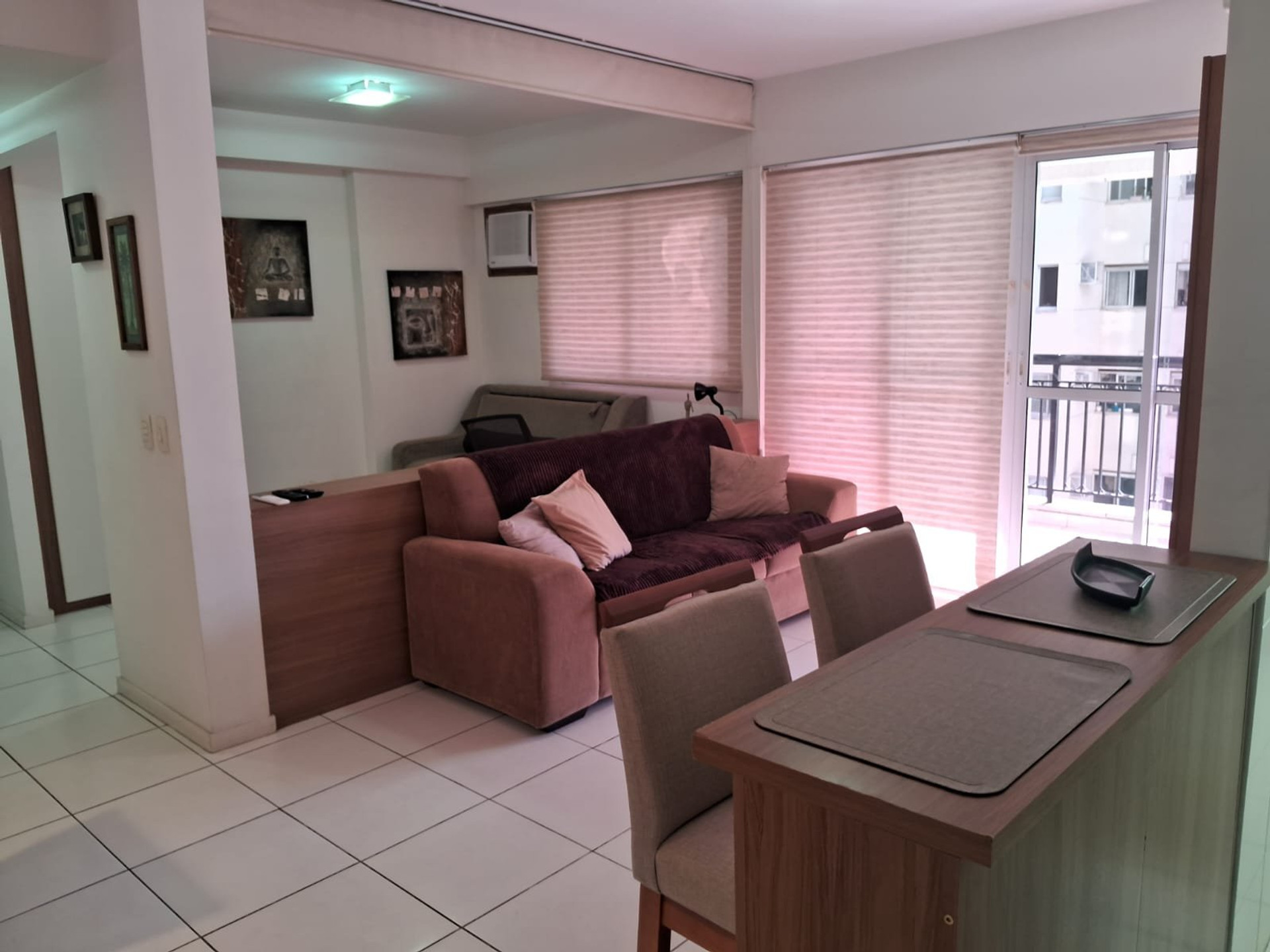 Living and dining area overview