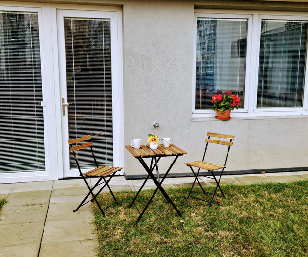 Family 2BR for 1-8 guests | Garden, Parking, Gym