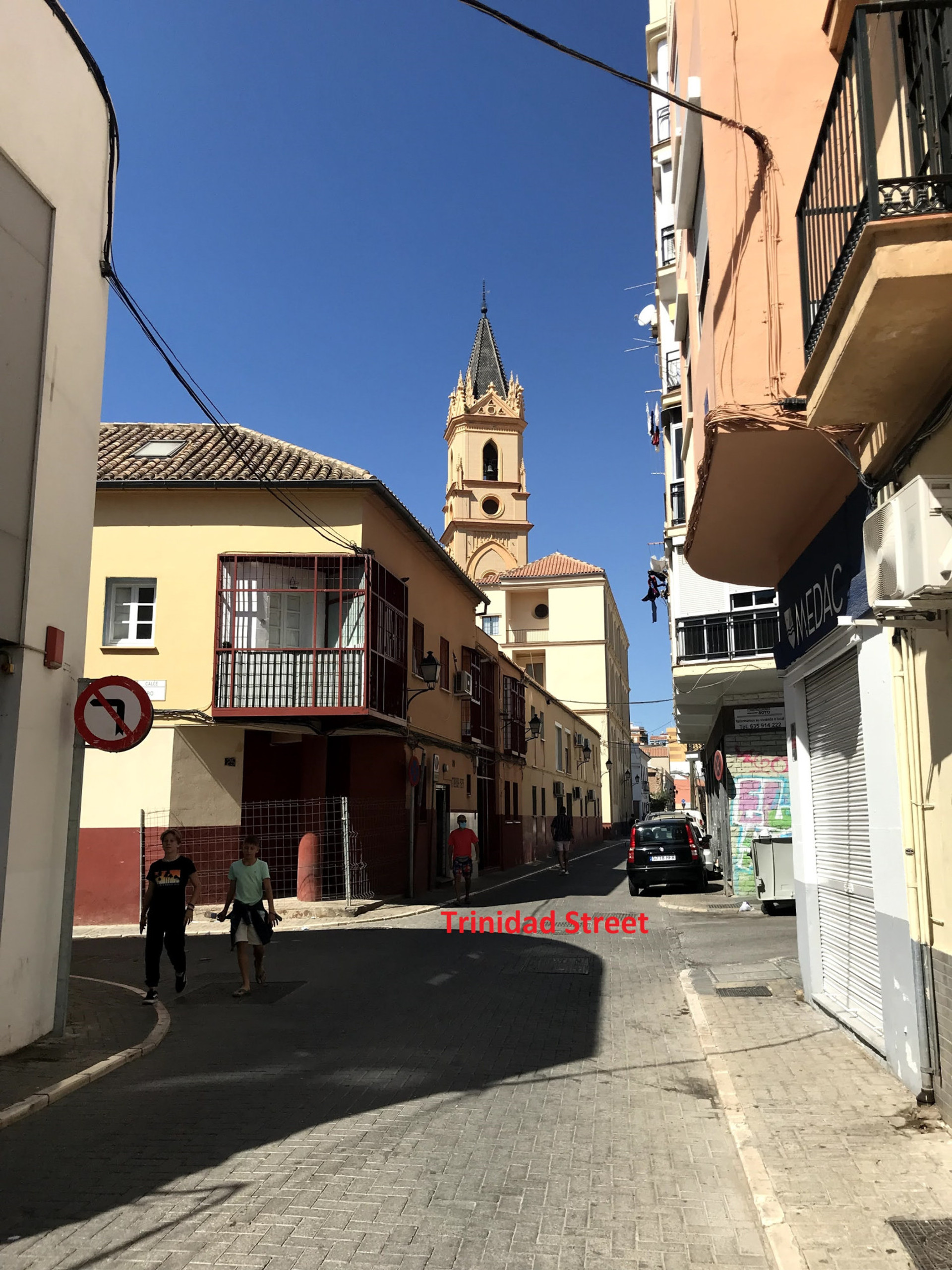 Neighborhood-Trinidad Street perpendicular