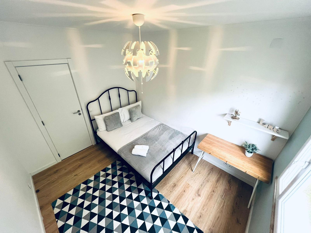 Double Rooms to Rent in Lisbon ! Great Oportunity! preview