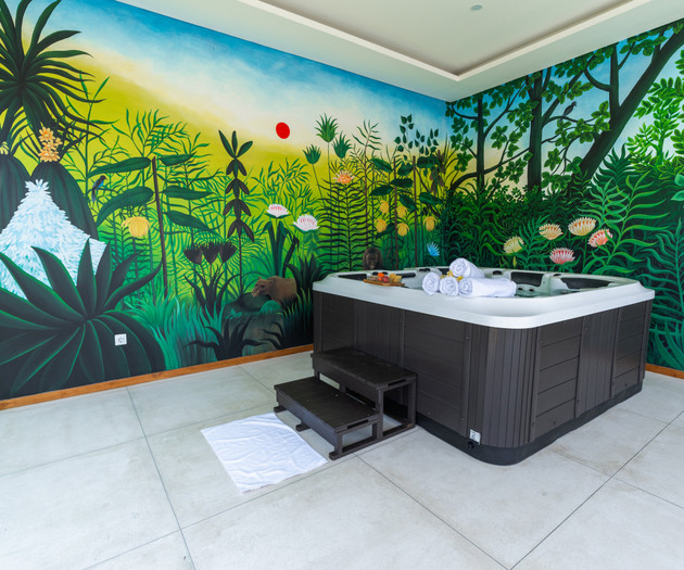 Luxury Ocean Front Private Pool  5 BDR Nalas Villa