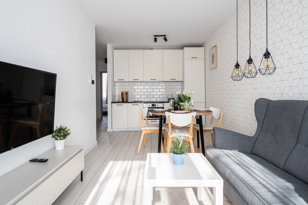 Three-bedroom apartment, Miodowa 23/36 preview