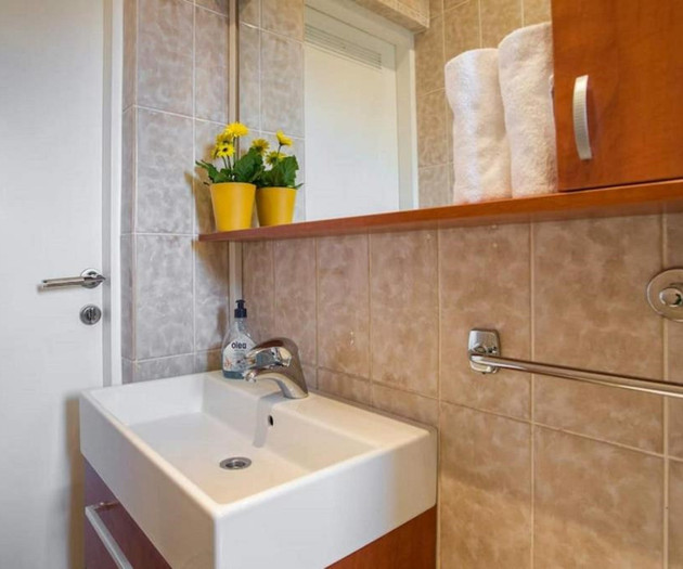 Three-room apartment, 70 sqm, garden view balcony
