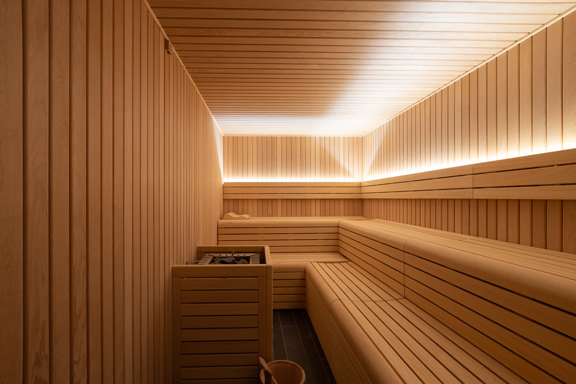 SAUNA