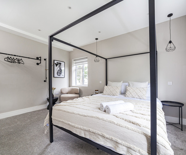 Trendy 2BR 1Bath Flat, 15 Min to Wembley, Sleeps 6