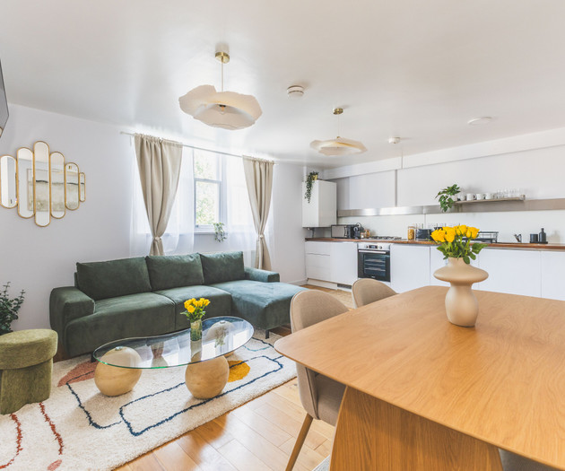 New Spacious 3 bed flat Duplex, Whitechapel