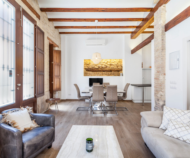 SUPER STYLISH DESIGN APARTMENT IN CABANYAL