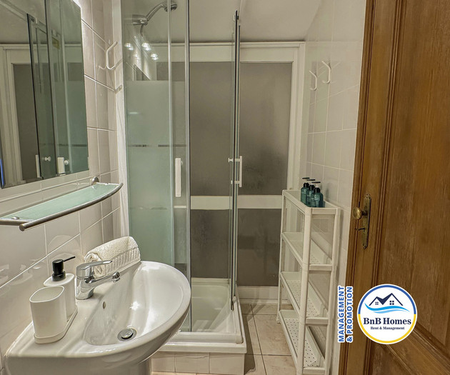 Villa Verde - 4 bedrooms, Marina view, pool & BBQ