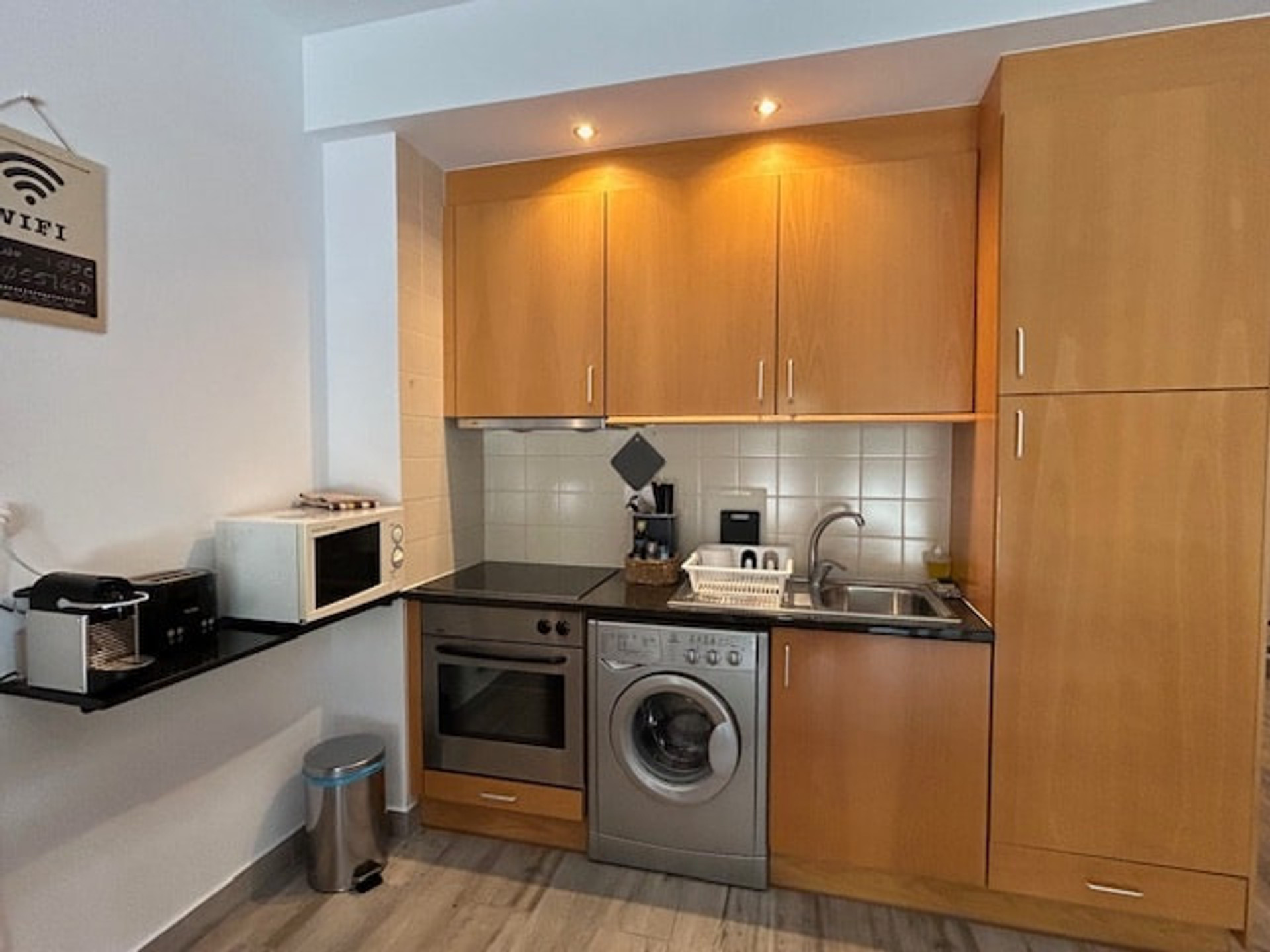 Kitchenette image 1