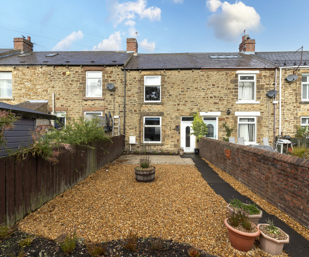The Cosy Pavilion: Stylish 2BR Free Street Parking