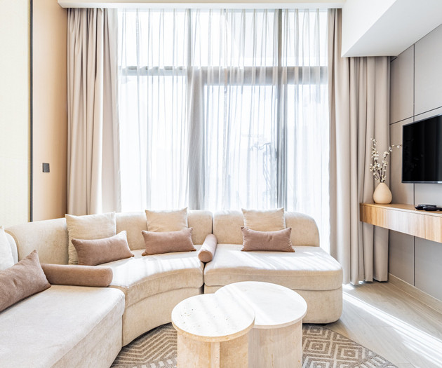 Modern 1BR in Azizi Riviera