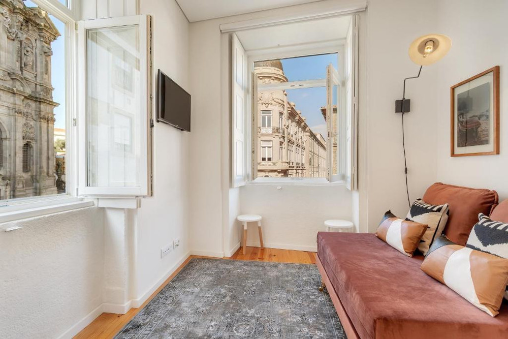 Spellbinding & Lovely flat | Clérigos Tower preview