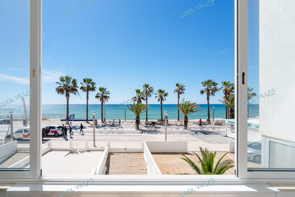 Julia's Beach Retreat preview