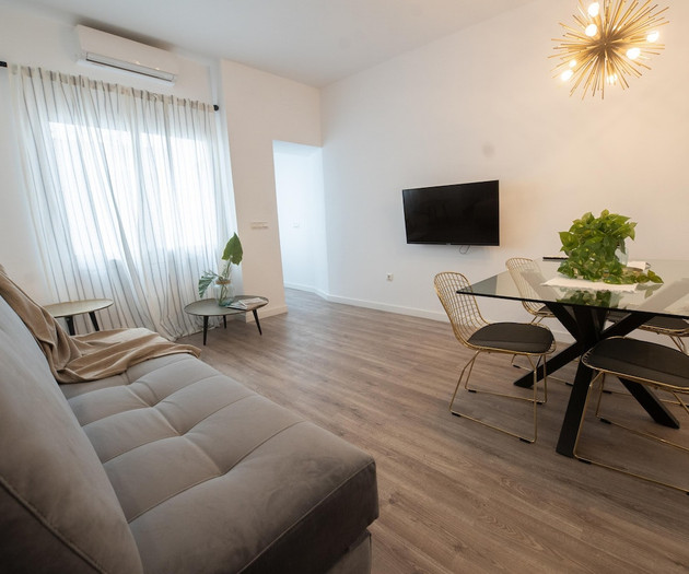 Suites La Merced 1B