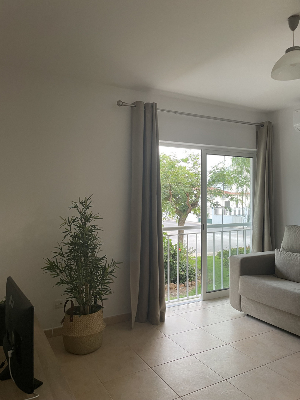 Apartment 300 meters from the beach