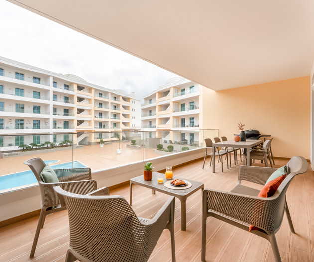 Adega Luxury | Near Lagos City Center with Pool