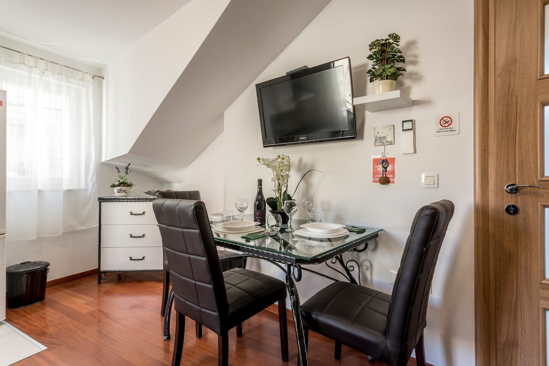 Dinning area and TV.