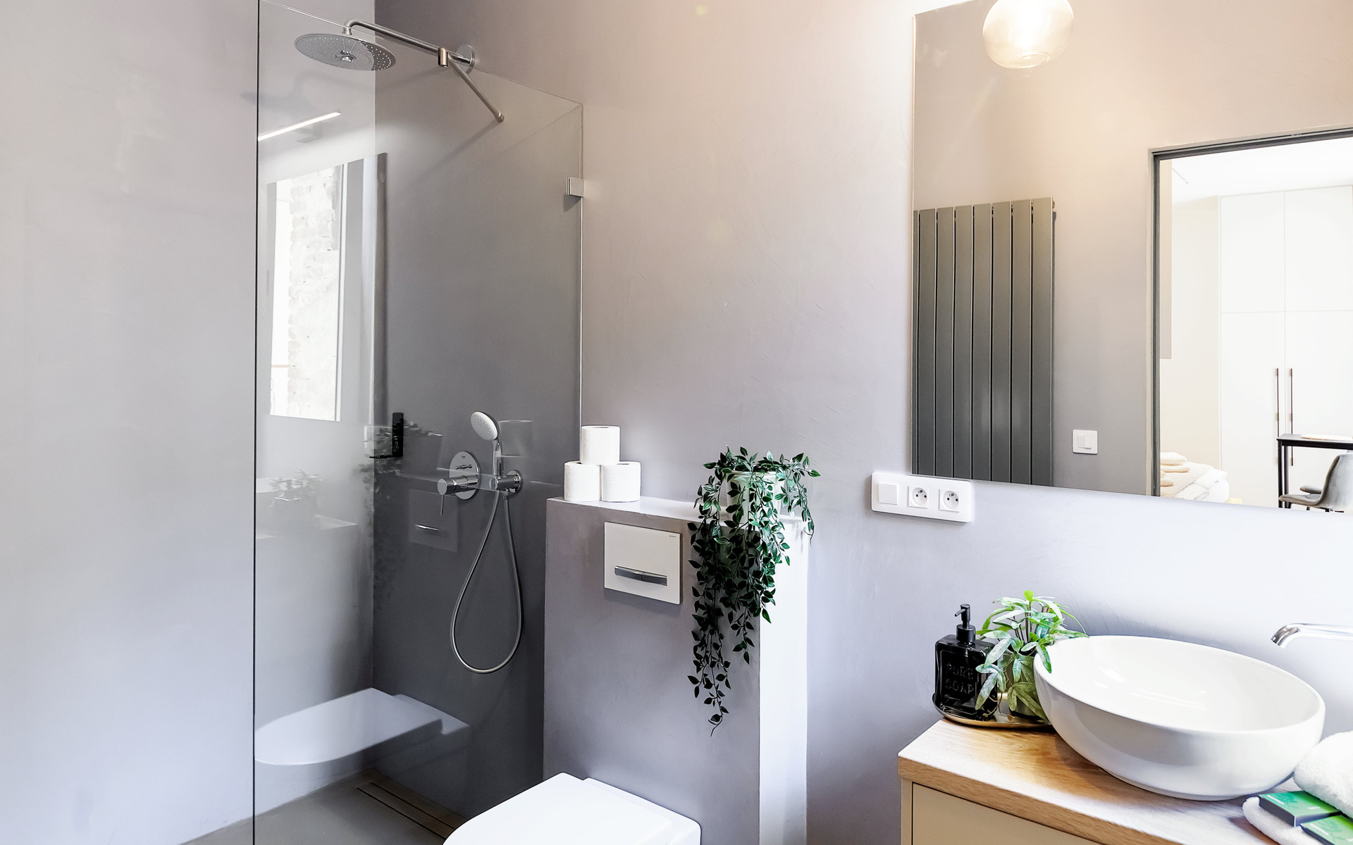Modern bathroom with walk-in shower