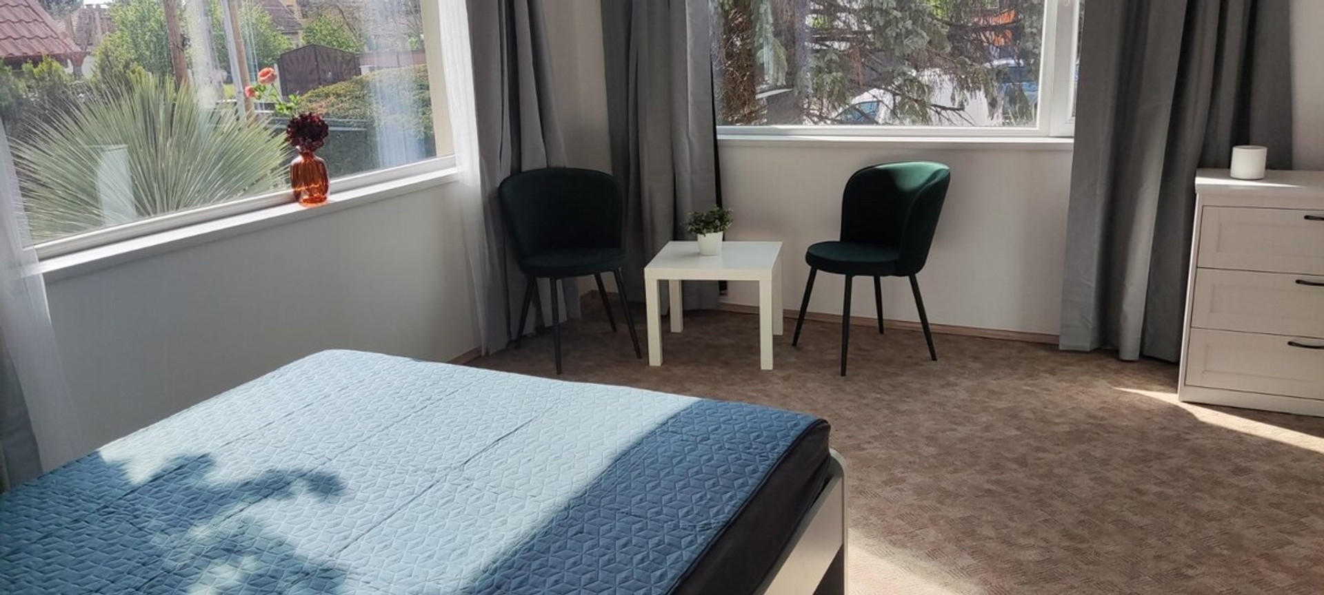 Bedroom image 1