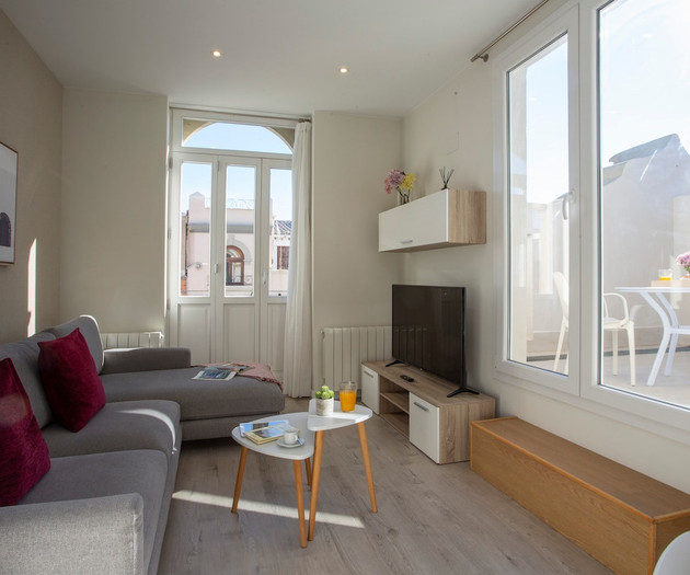 CAD10 - Beautiful 2-Bedroom Penthouse in Ruzafa