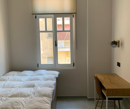 Private Room in shared flat (female only)