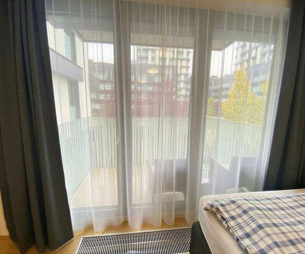 Modern Renovated Apartment with Balcony