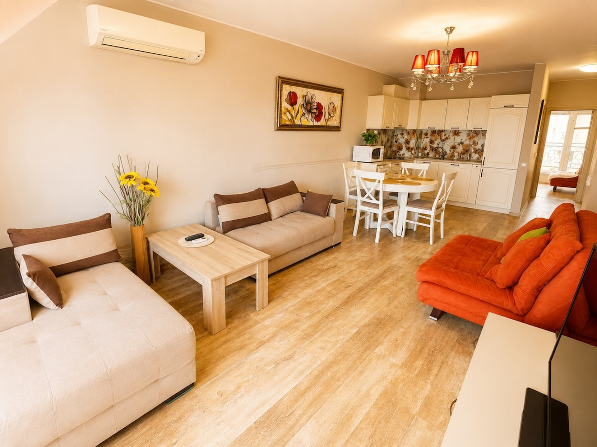 Living room image 2