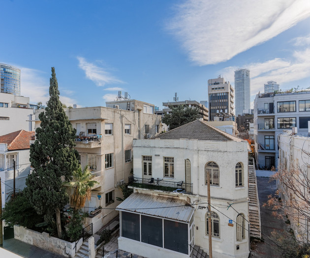 Blueground | Nahalat Byniamin,High End, Balcony-34