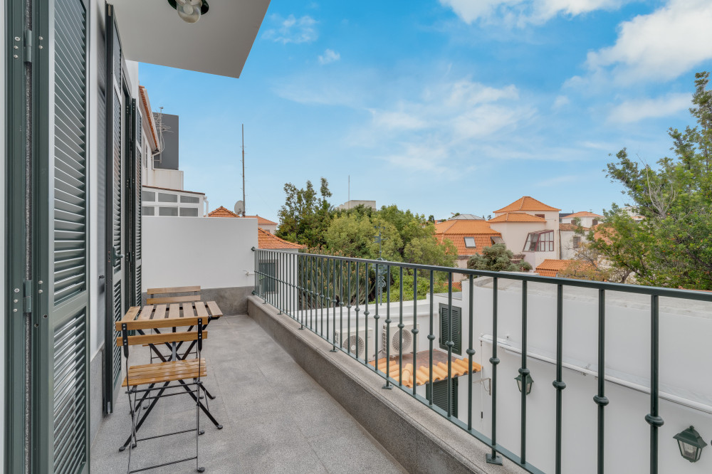 Funchal City Nest III preview