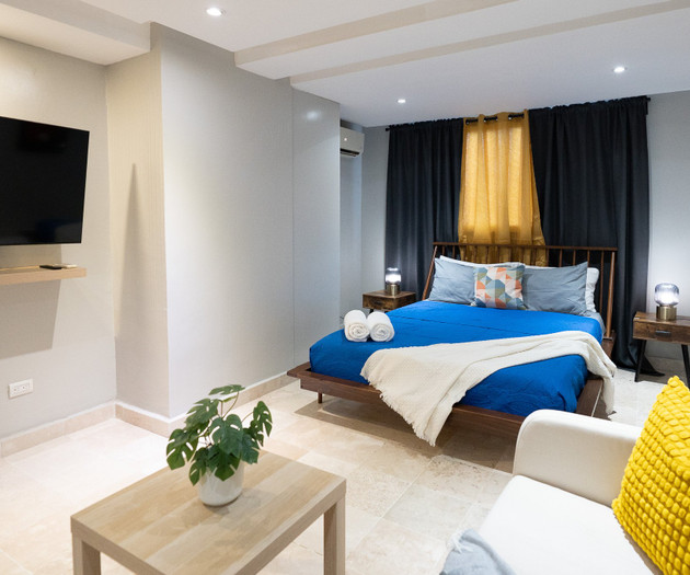 City Vibes 2BR | Long Stays, Fast WiFi