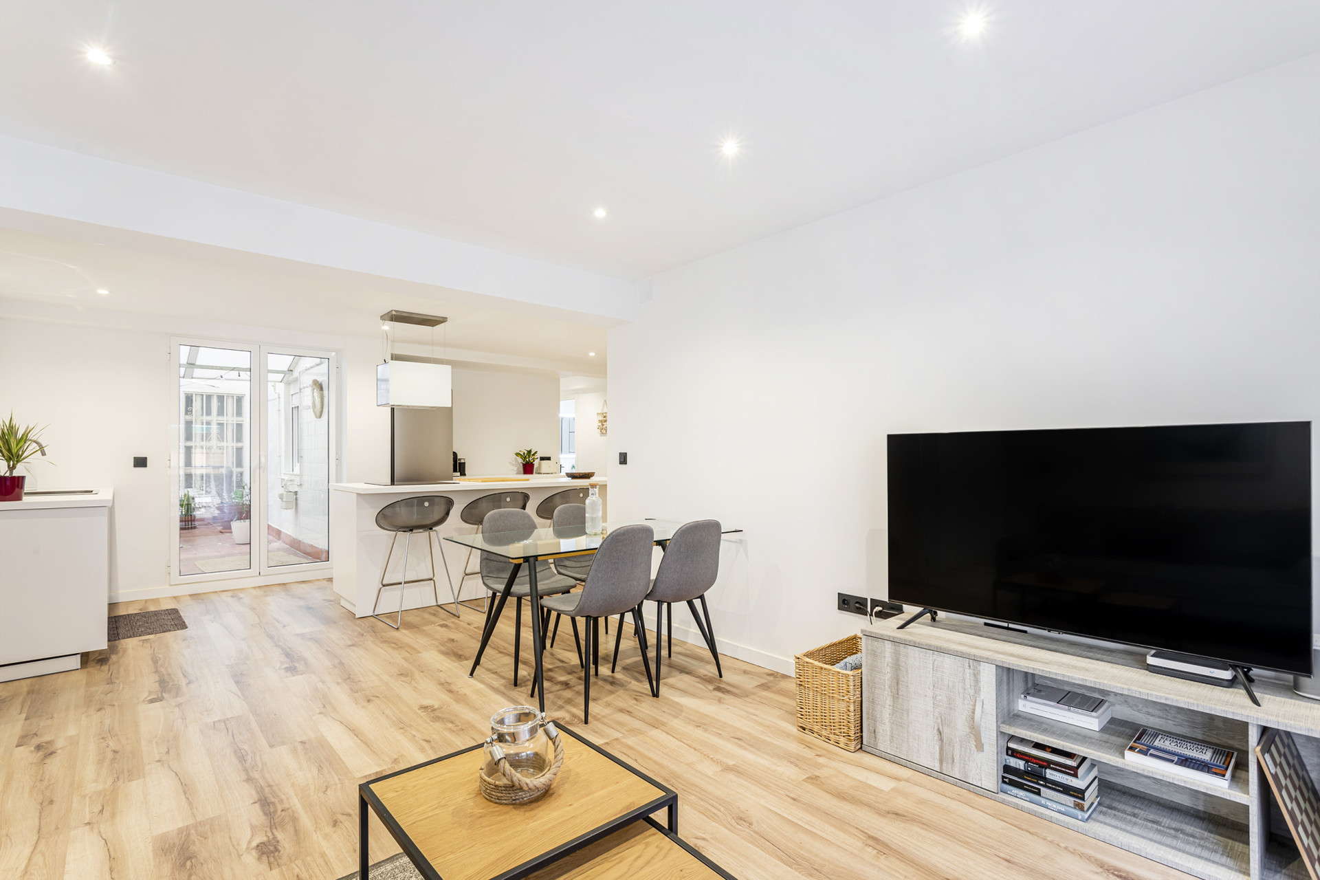 Living and dining room