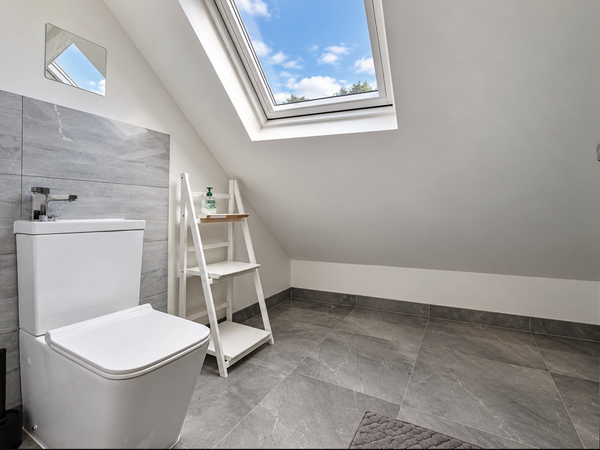 Bathroom 4