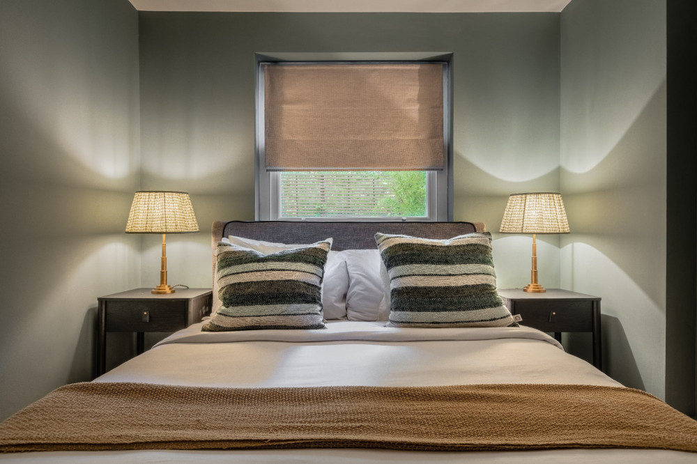 The Heart of Shepherds Bush - Modern 2BDR Apartmen