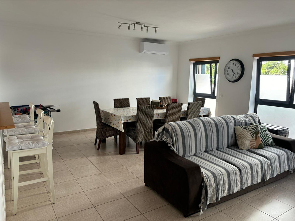 Spacious 2 bed apt, 100m², 5 min to Algarve beach preview