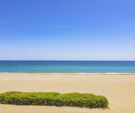 Cubo's Beachfront Marina de Casares House