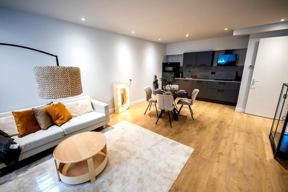 Riverside 2BDR Apartment VPD preview