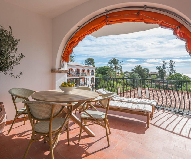 Beach view| Terrace | Pool | Workspace | HS WIFI