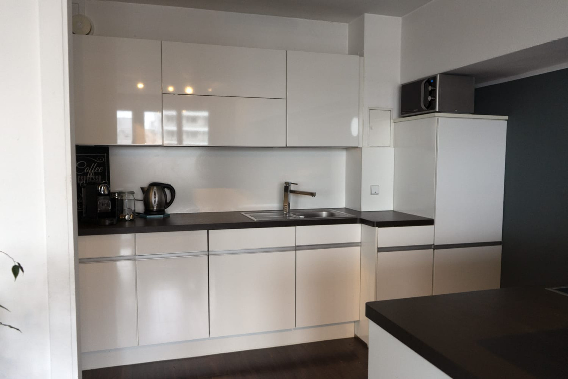 Modern white kitchen
