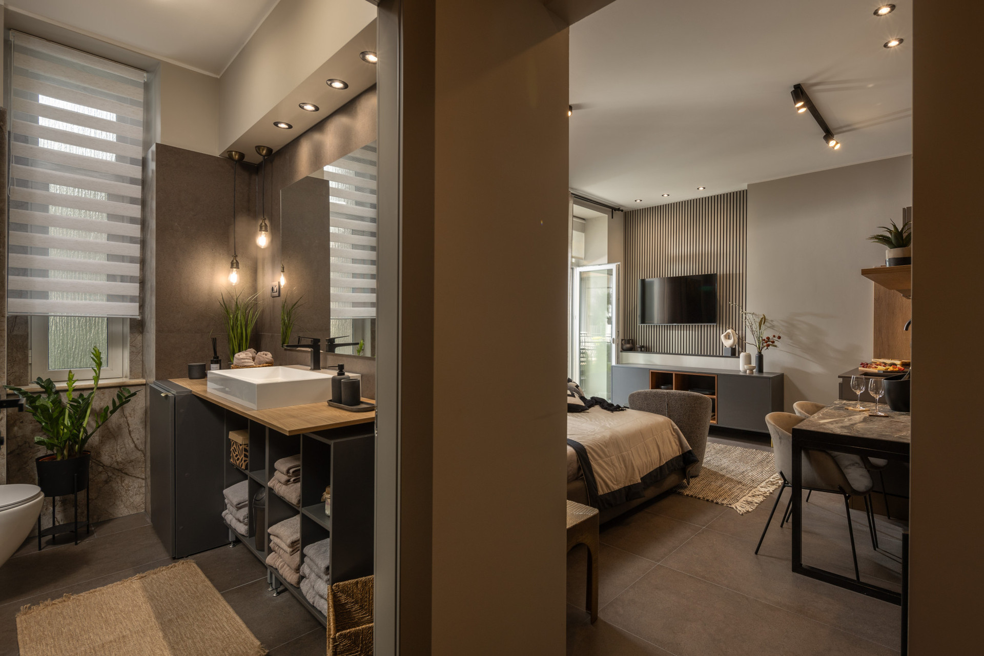 A4-bathroom, kitchen, bedroom